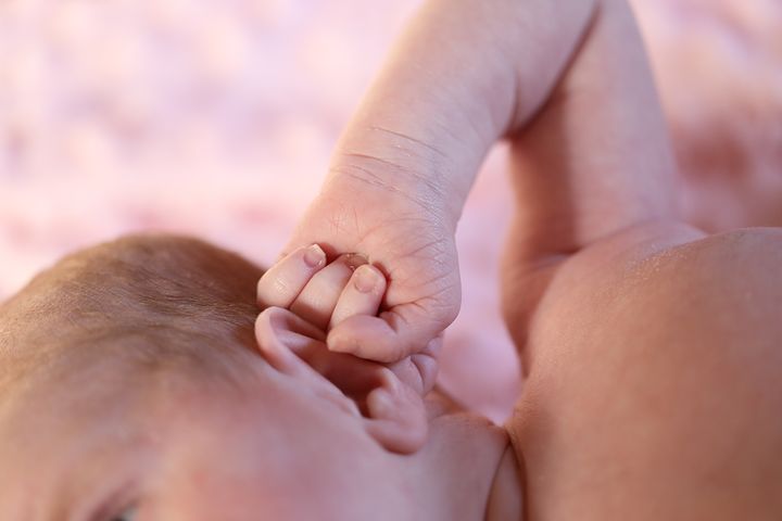 耳の形の治療は赤ちゃんの時が一番効果があります 新潟市で形成外科 美容外科 美容皮膚科をお探しなら やまもと形成外科